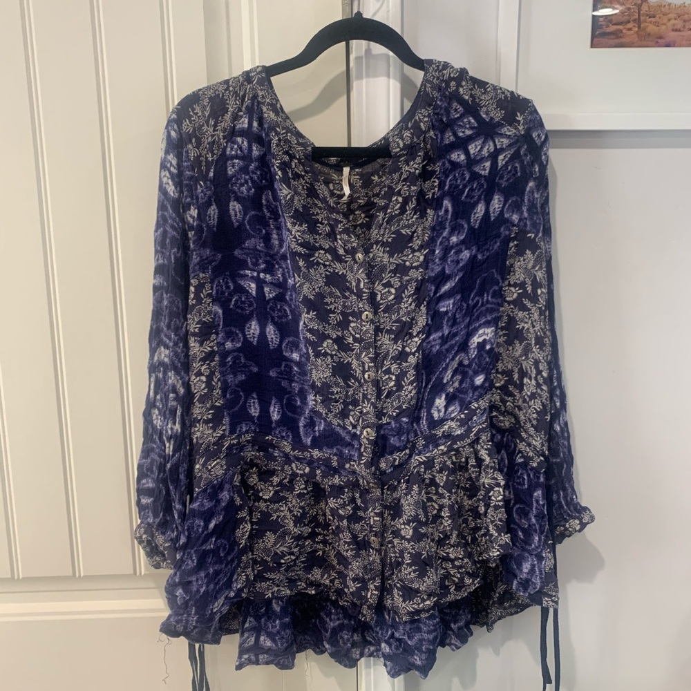 Free People top, pretty blue tunic, medium blouse